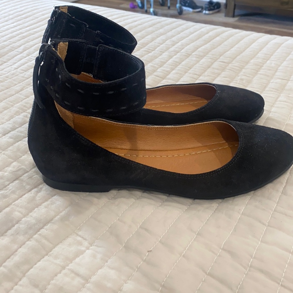 frye shoes size 8.5 black suede